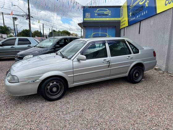 VOLKSWAGEN SANTANA 1.8 MI 8V GASOLINA 4P MANUAL